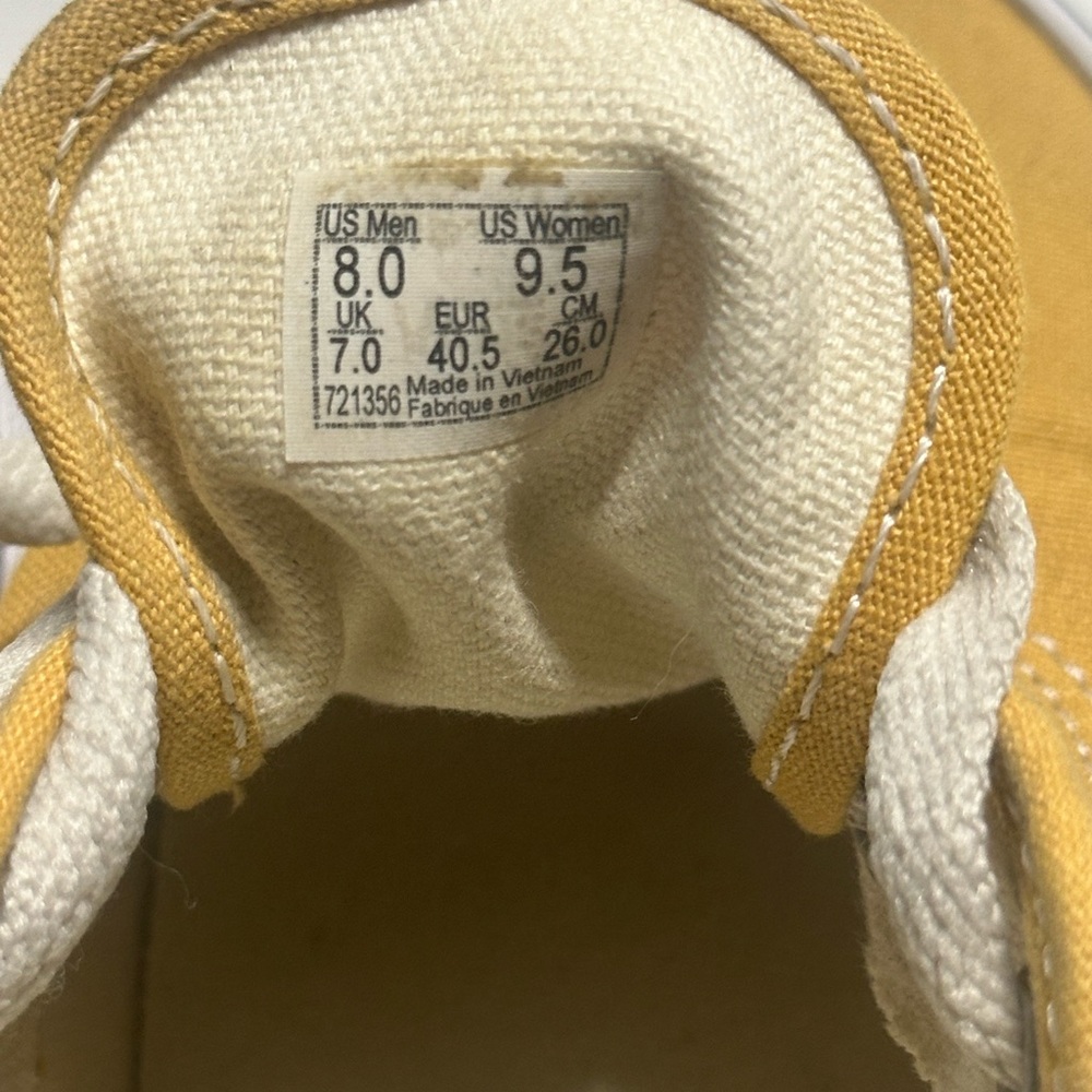 Vans unisex’s Yellow Canvas Sneakers men’s size 8 /women’s size 9.5 - Picture 4 of 5